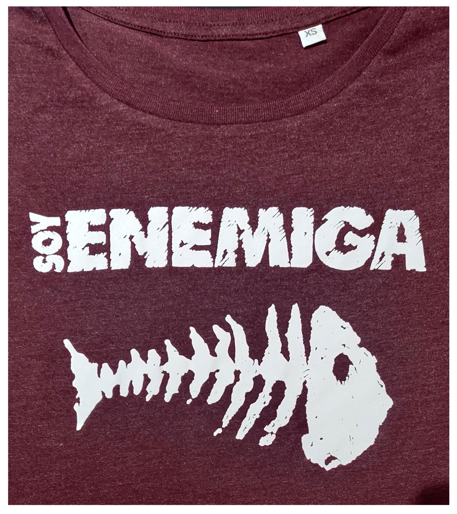 Camiseta Soy Enemiga Burdeos