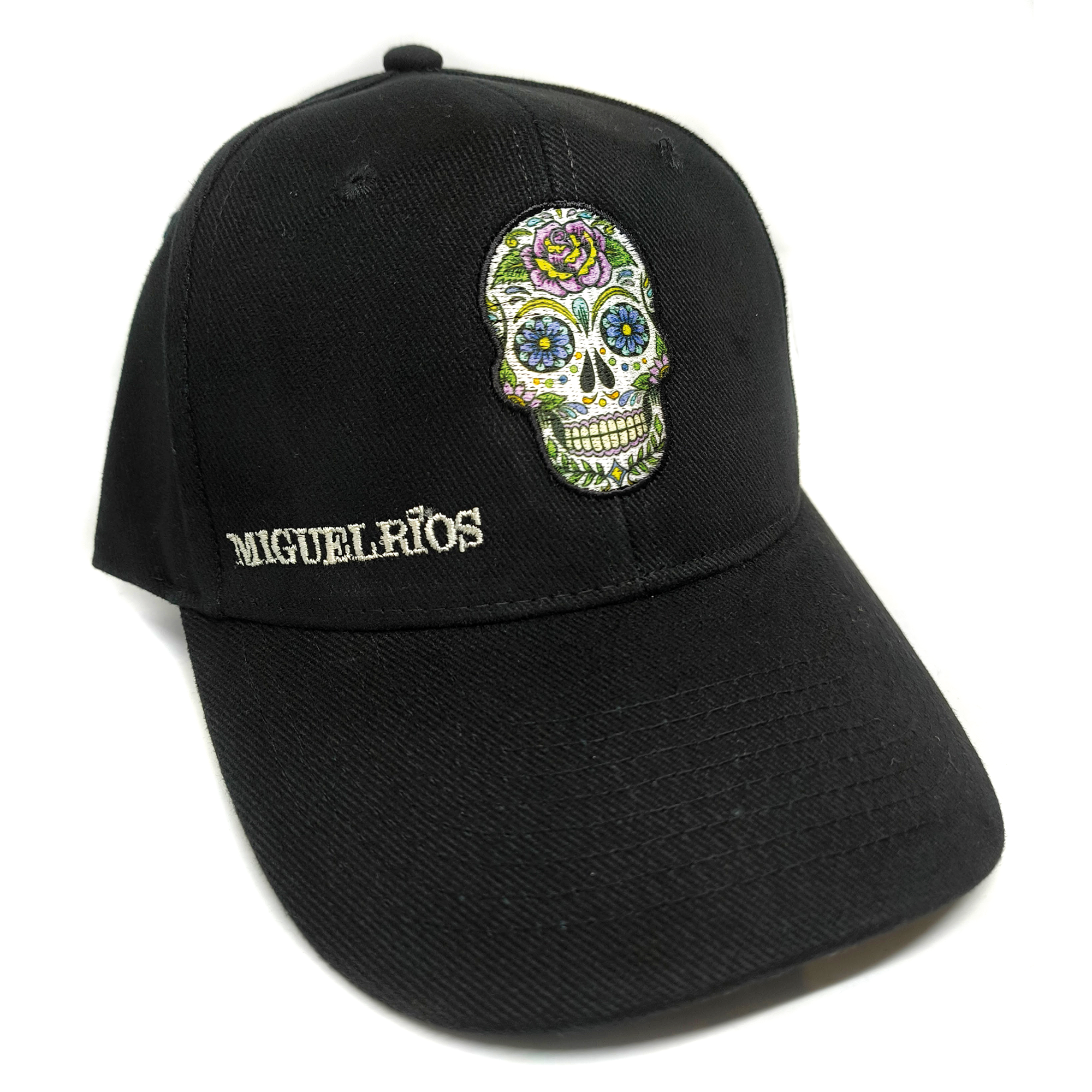 Black cap with 3D embroidery